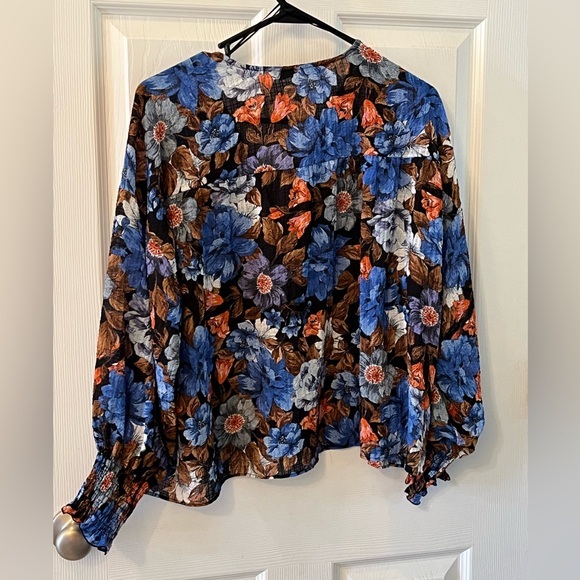 Zara Women’s Medium Multi-Color Medium Bishop Sleeve Top - Picture 2 of 13